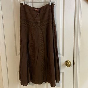 Brown lacy skirt